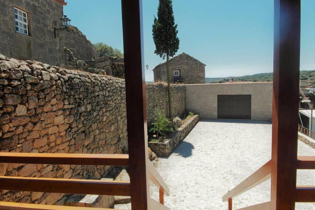 Casa De Sampaio - Castelo Mendo Villa Eksteriør bilde